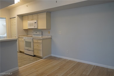 4720 Saint Croix Ln unit 136, Naples, FL 34109 - photo 5