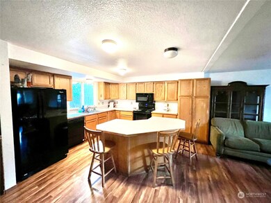 unlisted-address, Yelm, WA 98597 - photo 3