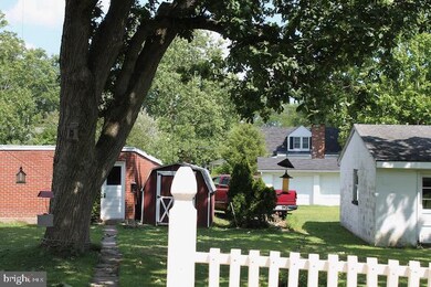 213 S 9th St, Quakertown, PA 18951 - photo 2