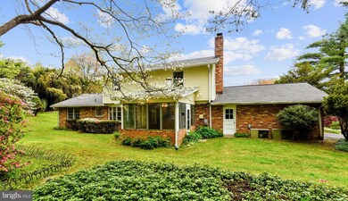 7712 Groton Rd, Bethesda, MD 20817 - photo 3