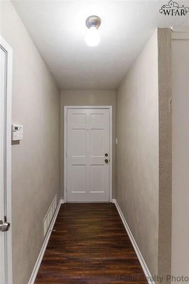 1614 Bert Dr, Wichita Falls, TX 76302 - photo 3