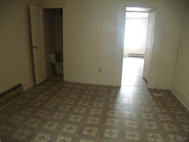 36 S 5th St unit 4, Allentown, PA 18101 - photo 2