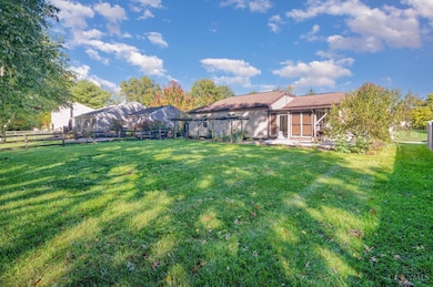 7965 Timberbreak Dr, Cincinnati, OH 45249 - photo 3