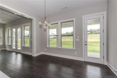 Casual Dining Area