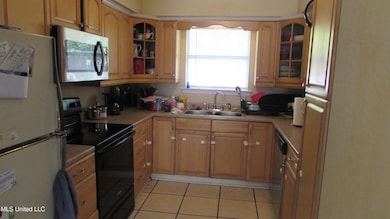 925 Sweetgum Dr, Gulfport, MS 39503 - photo 4