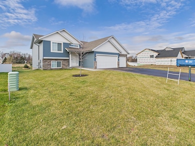 17775 Empire Trail, Lakeville, MN 55044 - photo 2