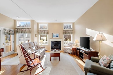 6 Mayfair Ct, Ipswich, MA 01938 - photo 4