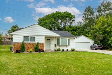 3601 Bobwhite Ln, Rolling Meadows, IL 60008 - photo 2