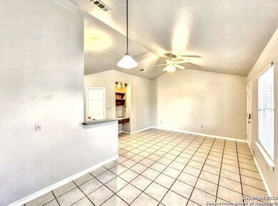 412 Burleson St unit 121, San Marcos, TX 78666 - photo 4