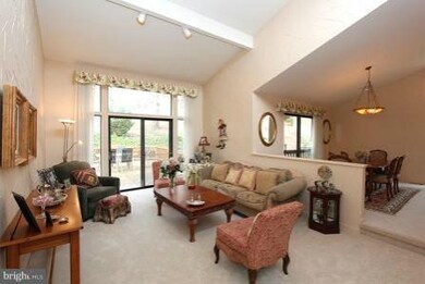 6820 Carlynn Ct, Bethesda, MD 20817 - photo 6