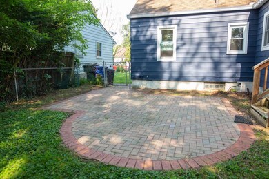 1097 Keniloworth Patio 1