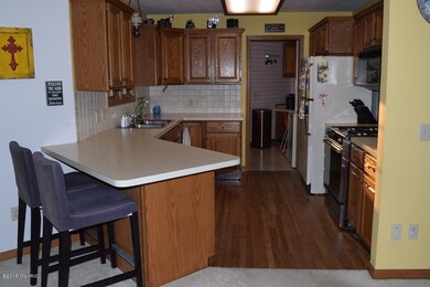 6507 Kingtree Dr SW, Byron Center, MI 49315 - photo 4