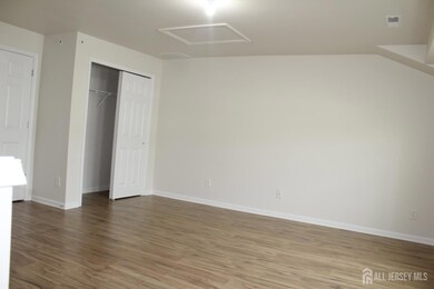 6 Bond St, North Brunswick Township, NJ 08902 - photo 4