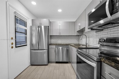 3401 N Country Club Dr unit 307, Miami, FL 33180 - photo 3