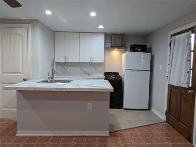 511 Gale St unit A, Houston, TX 77009 - photo 3