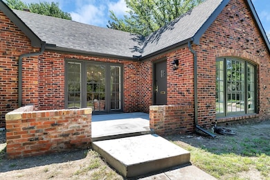 302 N Pinecrest St, Wichita, KS 67208 - photo 4