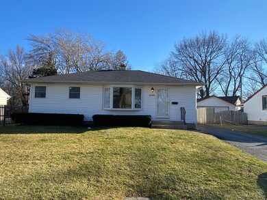 3600 Pheasant Dr, Rolling Meadows, IL 60008 - photo 2