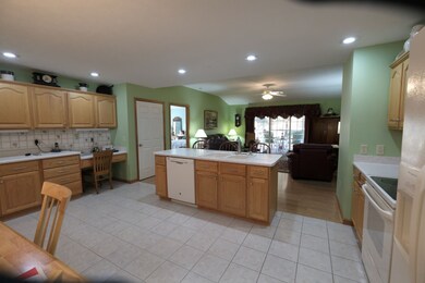 4113 N Rosewood Dr, Bloomington, IN 47404 - photo 7