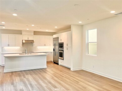 325 Nevada Ave, Ventura, CA 93004 - photo 5