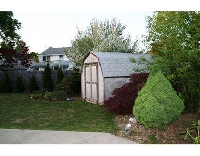 35 Crescent Ave, Saugus, MA 01906 - photo 4