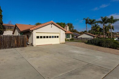 4608 Briar Ridge Rd, Oceanside, CA 92056 - photo 2