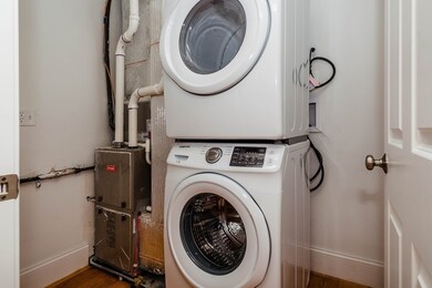 218 Ashmont St unit 4, Dorchester Center, MA 02124 - photo 5