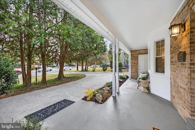 11500 Deborah Dr, Potomac, MD 20854 - photo 4