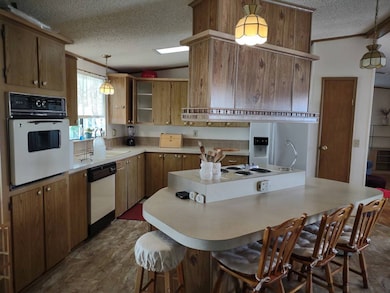 712 Lake Larch Dr, Lakeland, FL 33805 - photo 2