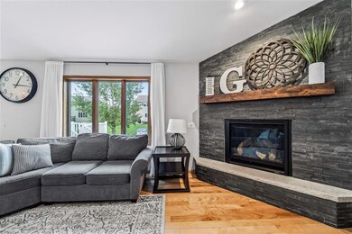 874 Sumac St, Oregon, WI 53575 - photo 4