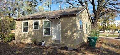 229 W Sycamore St, Denton, TX 76201 - photo 4