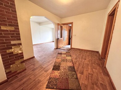 315 S 1st St, Marshall, MN 56258 - photo 3