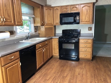 216 Briarheath Ln, Naperville, IL 60565 - photo 3