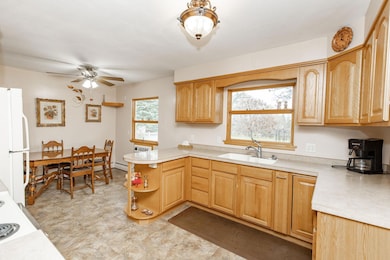 515 3rd St SE, Valley City, ND 58072 - photo 7