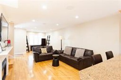 121 Tudor St unit TH, Boston, MA 02127 - photo 6