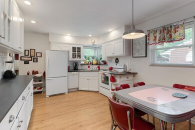 2595 Mount Holyoke Rd, Columbus, OH 43221 - photo 7