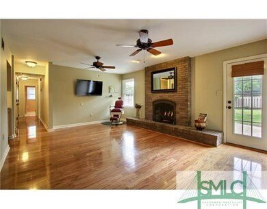 Den/Family/Great Room. Spacious family room featur