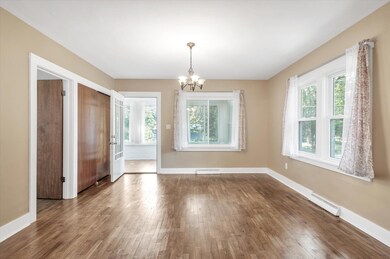 863 E Michigan Ave, Marshall, MI 49068 - photo 4