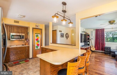 32 Juniper Ln, Temple, PA 19560 - photo 6