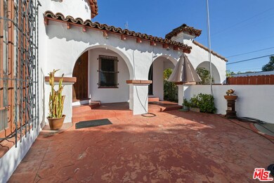 138 S La Jolla Ave, Los Angeles, CA 90048 - photo 2