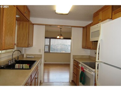 50573 Highway 402, Monument, OR 97864 - photo 7