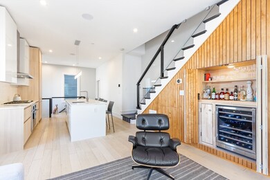 502 E 3rd St unit 1, Boston, MA 02127 - photo 6