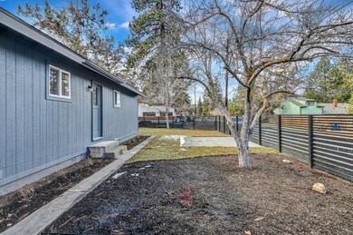 755 NE 12th St, Bend, OR 97701 - photo 6