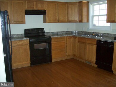 77 Greenway Cove, Ruther Glen, VA 22546 - photo 4