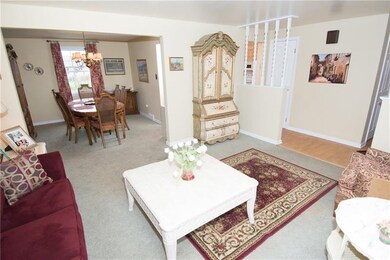 507 Hutchinson Avenue Living Room