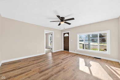 704 W 7th St, Seymour, IN 47274 - photo 3