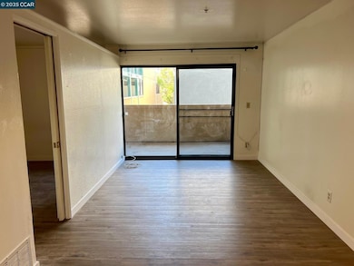 Mobby's Place unit 106, Concord, CA 94520 - photo 4