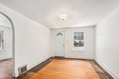 242 Higgins St, Niles, MI 49120 - photo 5