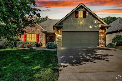 2201 SW Millers Glen Dr, Topeka, KS 66614 - photo 2