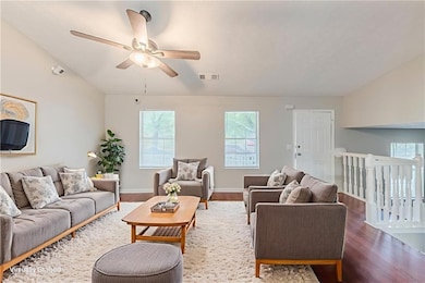 2123 Lown Farm Ln, Lithonia, GA 30058 - photo 5