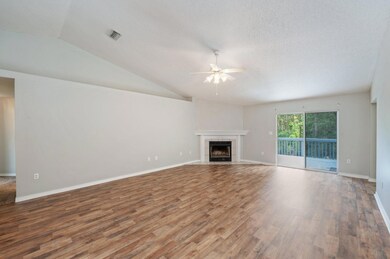7-web-or-mls-4719-whitewater-ln